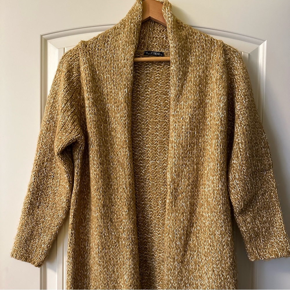 Long heavy knit cardigan sweater gold/white yarn. XL